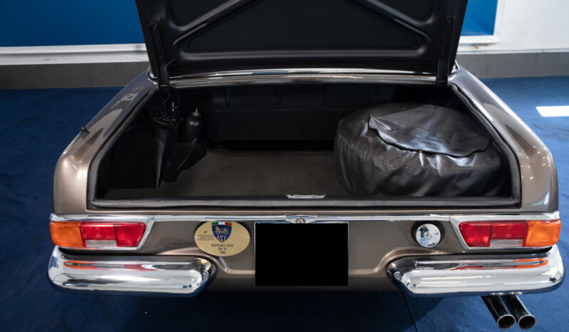 Mercedes SL280 – California pieno